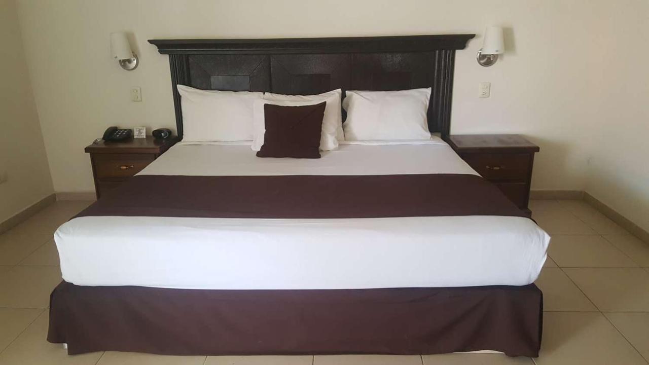 Hotel Go Inn Monclova Eksteriør bilde